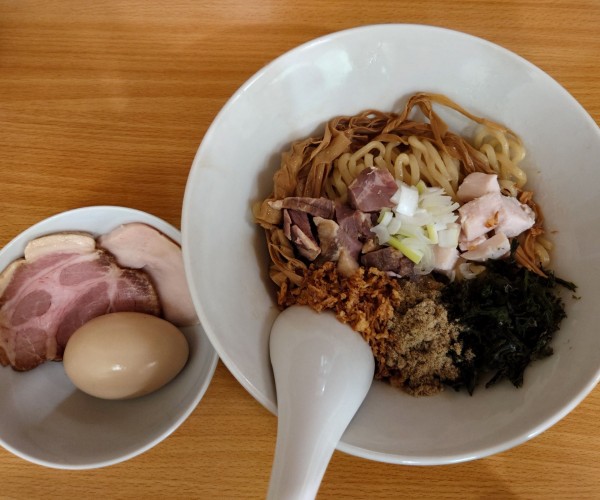 「特製まぜそば(1050円)」@無化調煮干しらぁ麺 誠実の写真