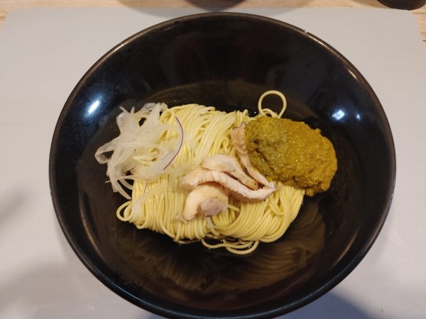 「牡蠣ペースト和え玉　320円」@かき物語の写真