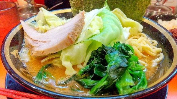 「#ラーメン #並 #800円 #キャベツ #100円 #ライス」@横浜家系ラーメン 志田家 蒲田店の写真