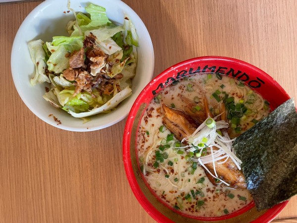 「らーめん、キャベチャー、サービスごはん」@○麺堂の写真