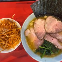 チャーシュー麺➕ネギチャーシュー丼