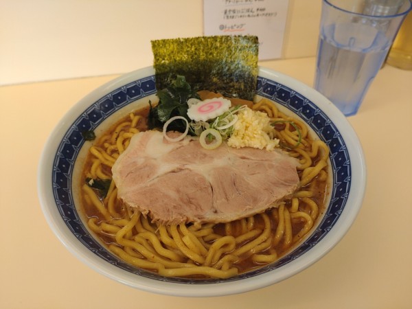 「ピリ辛豚骨ラーメン（しょうゆ）」@自家製麺 二丁目ラーメンの写真