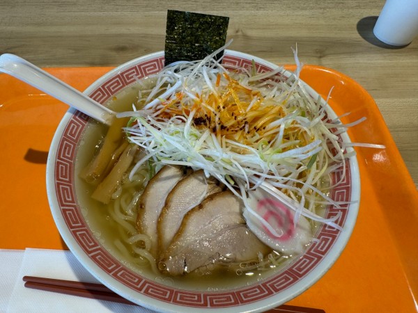 「しおらーめん　千切りねぎトッピング」@幸楽苑 レイクウォーク岡谷店の写真