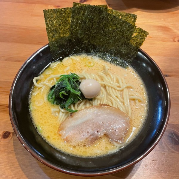 「醤油らーめん+ネギチャ丼  ￥830+￥0」@横浜家系ラーメン たくみ家 桜土浦インター店の写真