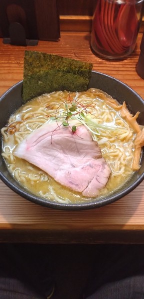 「濃厚牡蠣ソバ」@貝だしラーメン 貝ガラ屋の写真