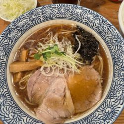 魚介醤油ラーメン