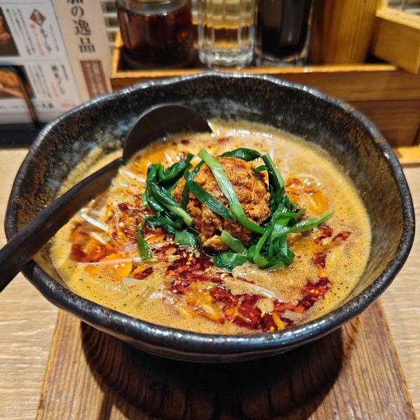 「辛いどろ味噌麺」@味噌が一番 中野サンモール店の写真
