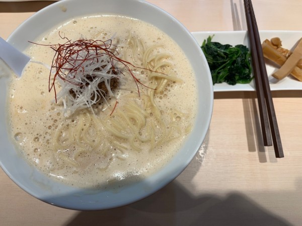 「ホワイト担々麺」@鶏白湯らーめん 叶の写真
