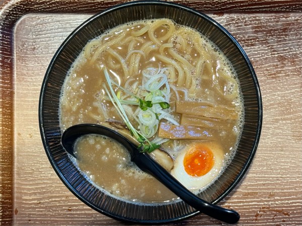 「魚介豚骨ラーメン」@麺匠 竹虎 六本木店の写真