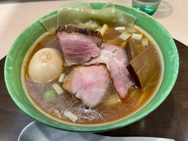 「特製手打ち中華蕎麦(醤油)¥1,550」@手打麺祭 かめ囲の写真