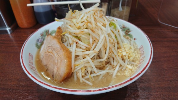 「小ラーメン」@ラーメン 豚んちの写真
