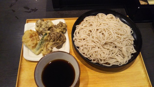 「舞茸天せいろ大盛、鳥天」@小諸そば 水道橋店の写真