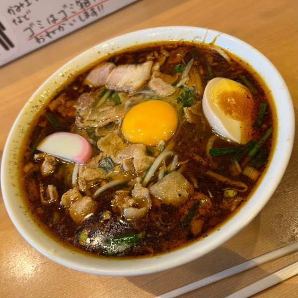 「トッピング入肉ニラスタミナメン」@YOKOHAMA中華そば かみ山の写真