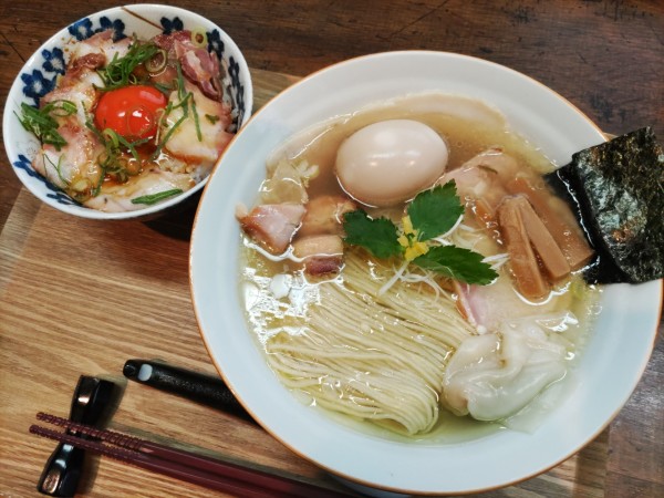 「特製塩蕎麦·肉玉子かけご飯」@中華蕎麦 仁香の写真