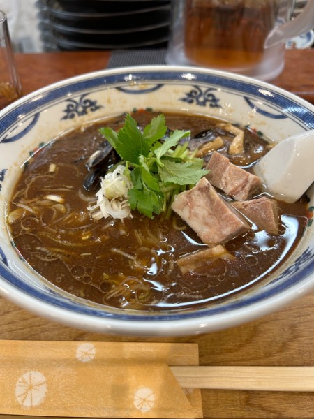 「赤出汁そば」@中華そば 水嶋の写真