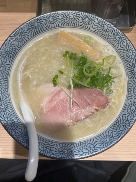「蛤鶏白湯（塩）980円」@麺匠ようすけの写真