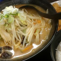 味噌󠄀タンメン＋から揚げセット小ライス付き(1050円税)