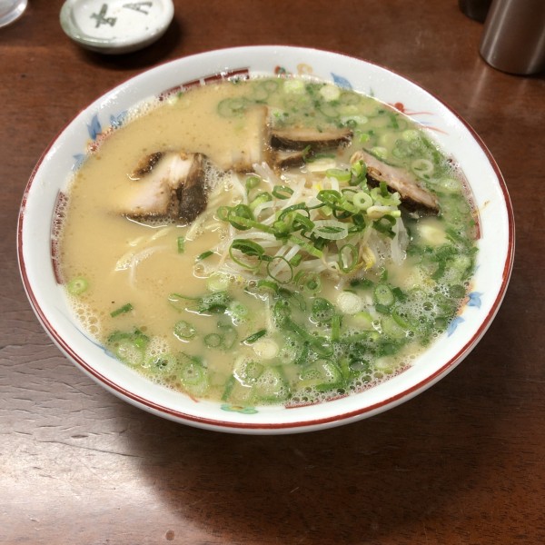 「ラーメン 中」@とくだラーメンの写真