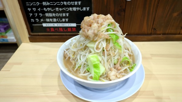 「ラーメン小950円野菜アブラマシ」@RAMEN Kの写真