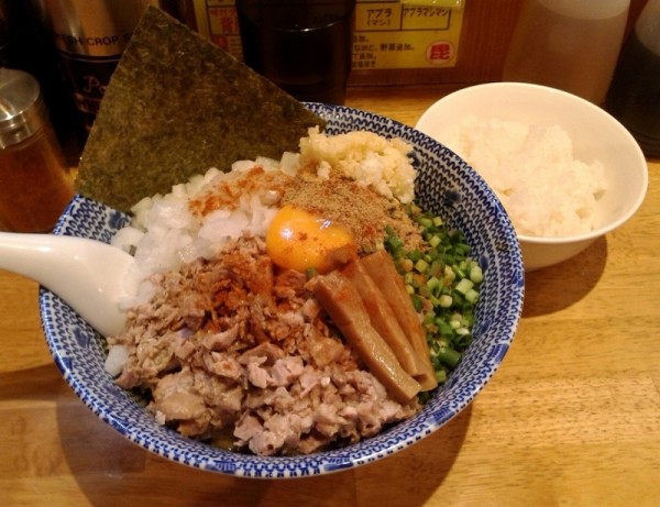 「カリーまぜそば(980円)+小ライス(150円)」@自家製麺 毘舎利の写真