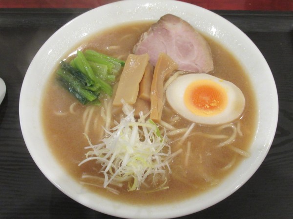 「モモヤらーめん　魚介なし（880円）」@モモヤの写真