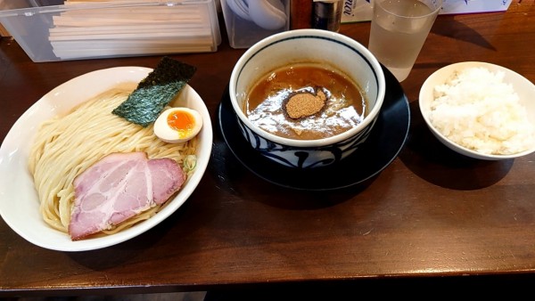 「鳥豚魚介つけ麺」@ラーメン ますだやの写真