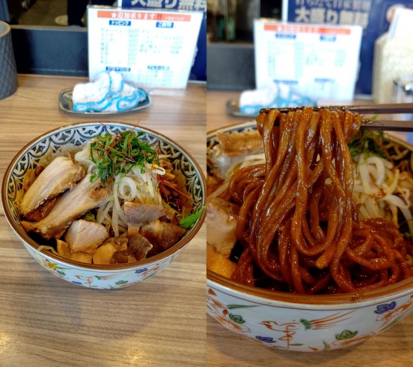 「限定『あブラック チャーシュー増し(¥1100)』」@くじら食堂 nonowa東小金井店の写真