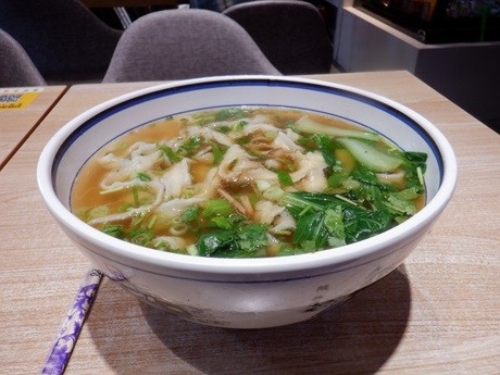 「骨湯刀削面」@秦漠王の写真