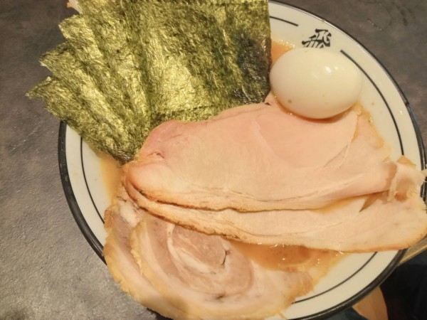 「特製ラーメン」@らーめん飛粋の写真