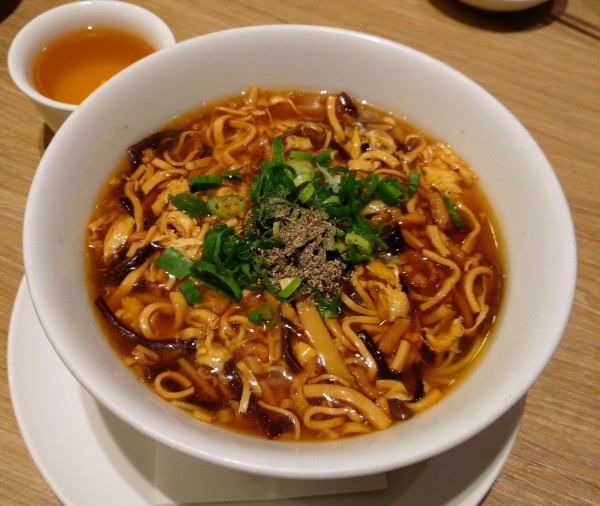 「酸辣湯麺」@鼎泰豊 ラゾーナ川崎プラザ店の写真