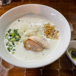 鶏白湯～トリュフの香り～ 塩