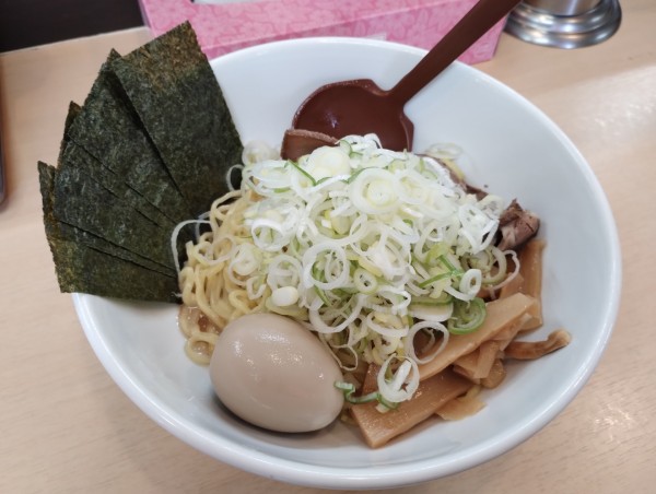 「油そば とんこつ」@味の天徳 相模原星ヶ丘店の写真