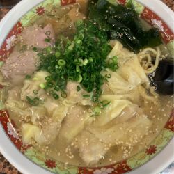雲呑塩麺