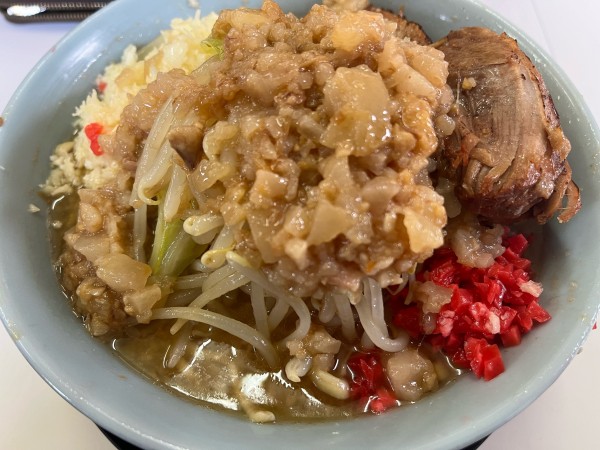 「ラーメン　ちょい紅 ニンニク 脂増し」@ラーメン道 時の鐘の写真