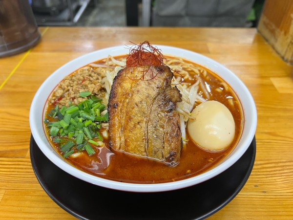 「しびれベトコン誤爆」@ラーメン・つけ麺 爆王の写真