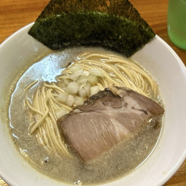 「醤油+和え玉」@煮干中華ソバ イチカワの写真