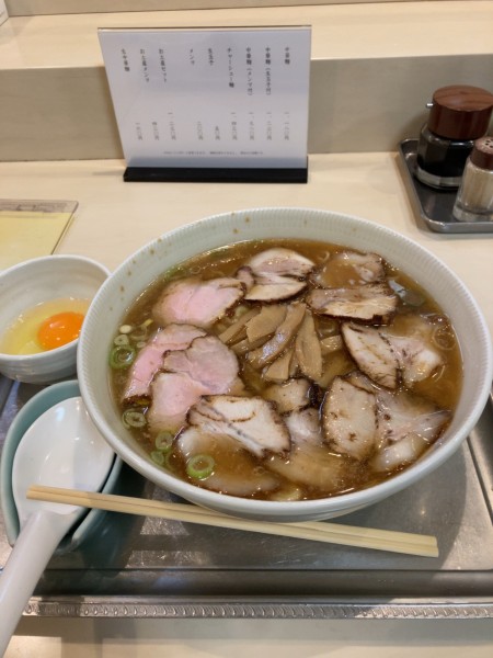 「チャーシュー麺＆生玉子　1480円」@永福町大勝軒の写真