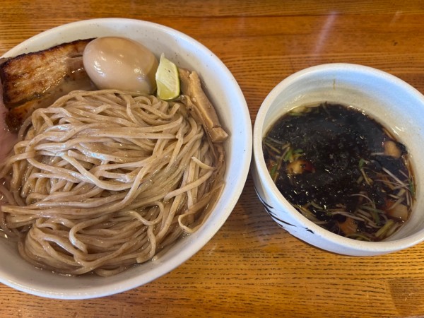 「特製つけ麺　大盛り」@中華そば 秋山の写真