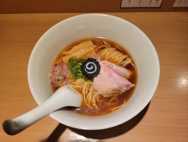 「のどぐろそば」@らぁ麺 はやし田 新宿本店の写真