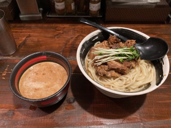 「肉つけそば(あつもり)(特盛り無料)」@麺場 ハマトラの写真