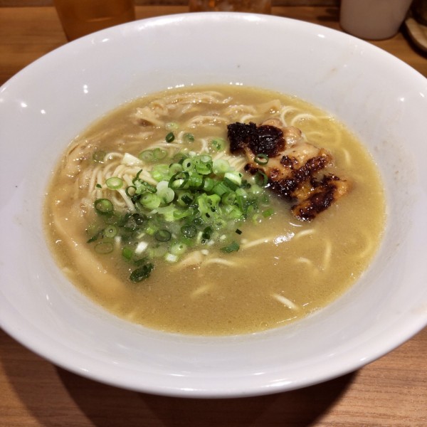 「ラーメン（￥950）※」@鶏ポタラーメン THANK 蒲田店の写真