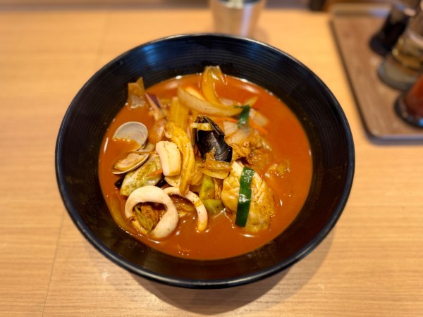 「チャンポン  1050円」@肉＆麺 イオンモール東久留米店の写真