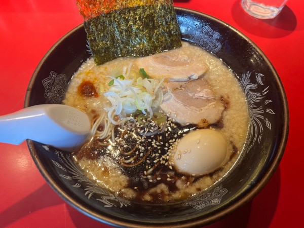 「豚骨らーめん」@らーめん・つけめん こてんぱんの写真