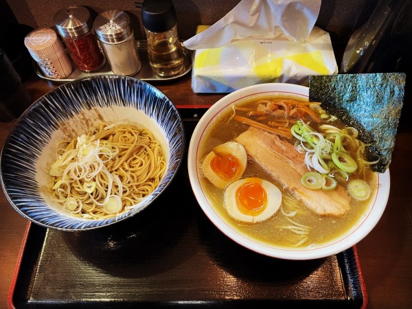 「倍濁り煮干醤油＋あえ玉」@東日本ラーメン研究所の写真