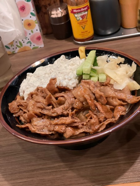 「すごい冷やし中華」@立川マシマシ 栄住吉店の写真