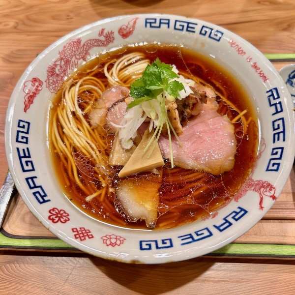 軍鶏そば（2000円）＋チャーシュー（300円）＋ミニスパイスカレー（600円）