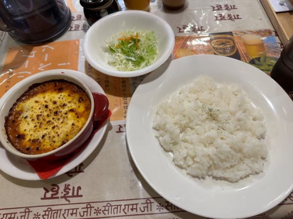 「カツ焼きチーズカレー（並盛・220g）1,210円」@印度屋の写真