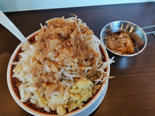 「ラーメン」@顎で喰らえ ラウンドワン草加店の写真