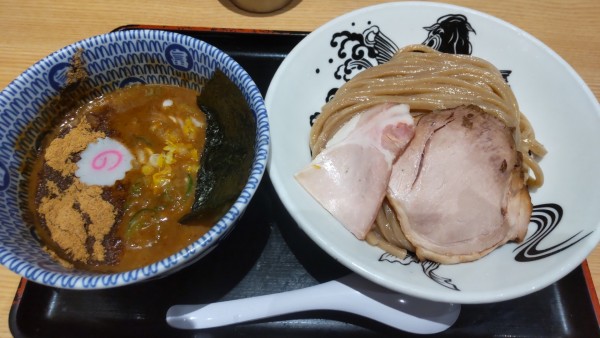 「濃厚つけ麺並（220ｇ）950円」@松戸富田麺業 千葉駅構内店の写真