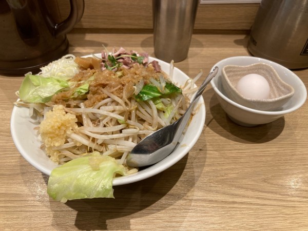 「まぜそば」@つけめん TETSU 武蔵小杉店の写真